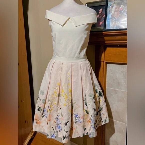 Ted Baker Oceana Elegant Fit and Flare Floral Dress Sz US 8/10 Or Ted Sz 3 - Picture 4 of 12